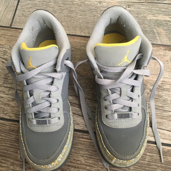 Nike Youth AJF 3 (GS) Size 5 Grey/Yellow/White - Picture 4 of 7